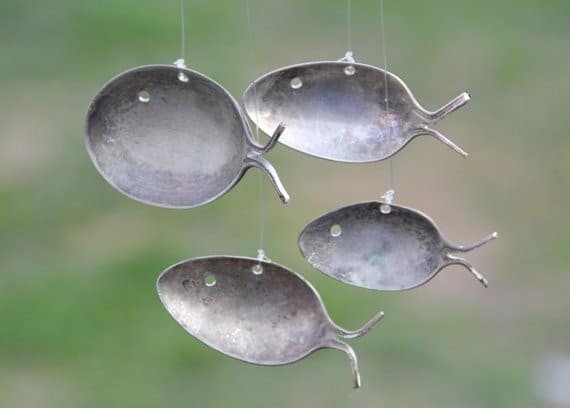 воздушные колокольчики из алюминиевых ложек 